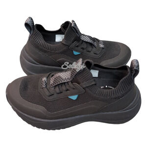 Vessi Stormburst Low Top Womens 5 Waterproof Black Knit Dyma-Tex Casual Sneaker